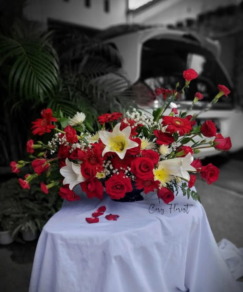 Vas Bunga Meja Bunga Segar 500k